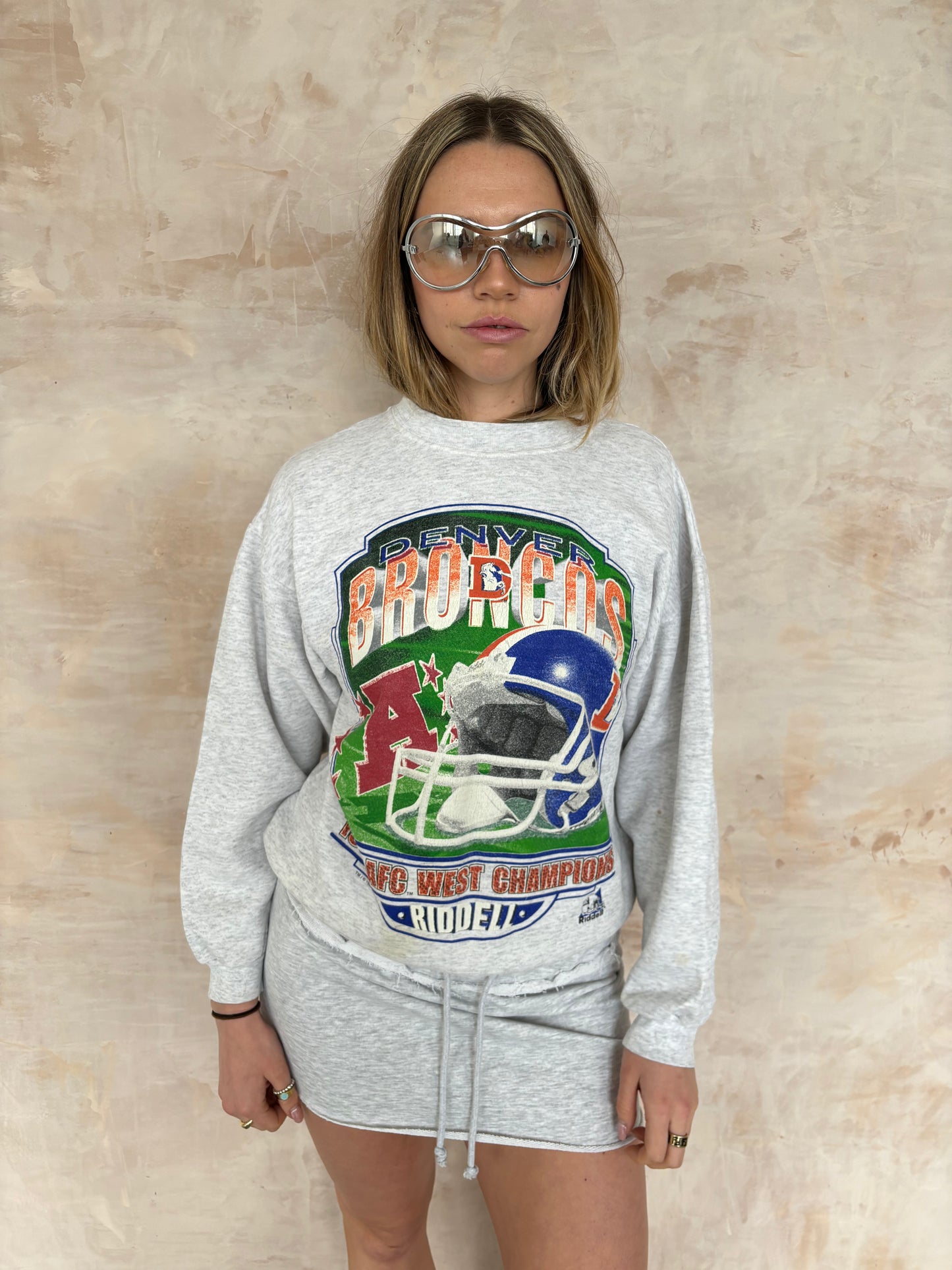 Vintage 90s NFL Sweatshirt